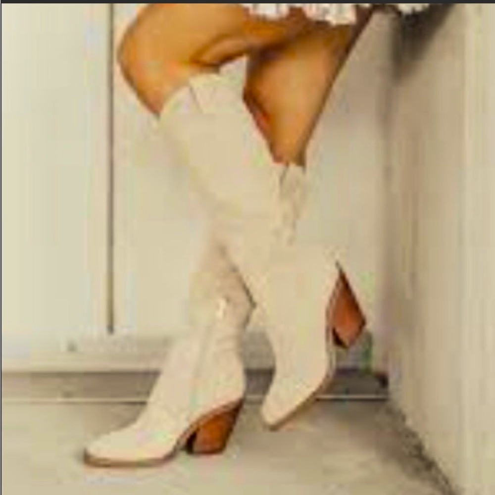 Vince Camuto Afelia Knee High Boot NWT